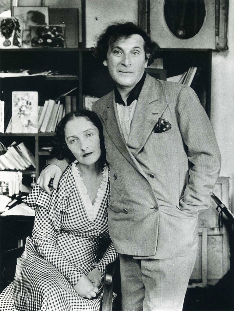 Marc and Bella Chagall, Paris, 1929. Bella Rosenfeld, Bella Chagall.